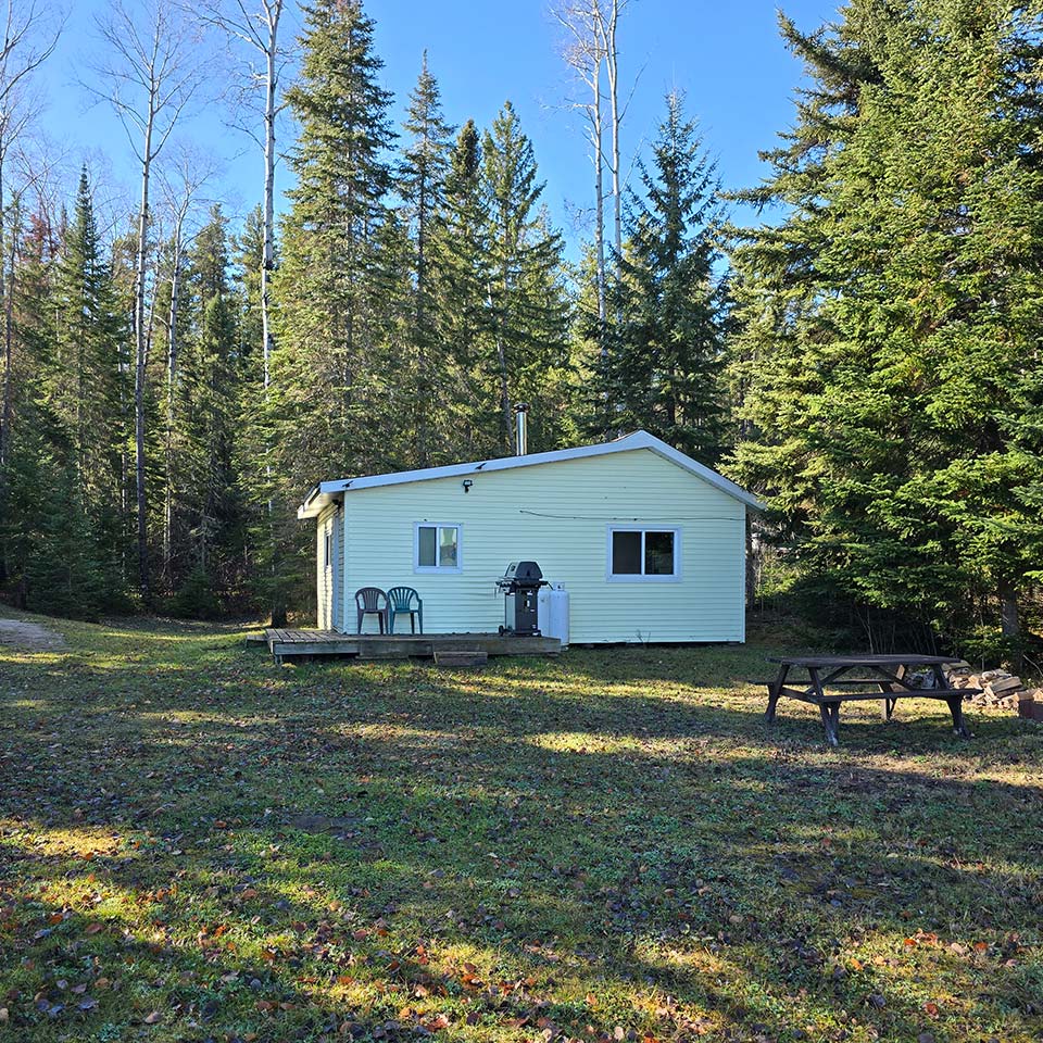 TwinLakes-Cabin2