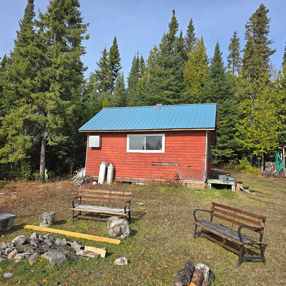 nakina-wilderness-outfitters-outpost